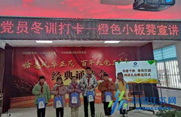 职场中事故圆滑的人和正直不虚伪的人,哪个更容易成功?-专业有问必答平台